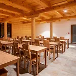 Otel Pri Jazere Podbanske