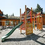 Pri Jazere Podbanske Otel