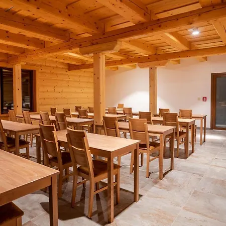 Hotel Pri Jazere Podbanské