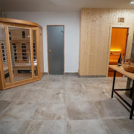 Pri Jazere Podbanské Hotel 3*