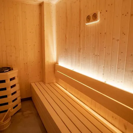 Pri Jazere Podbanské