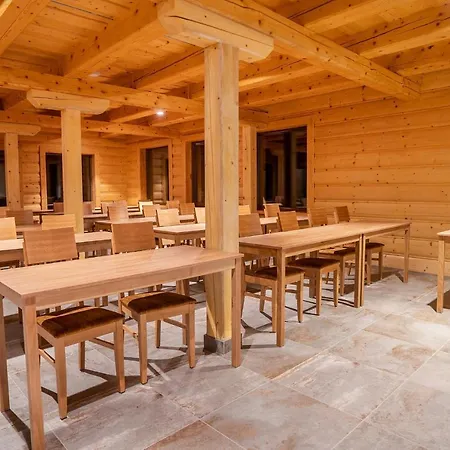 Hotel Pri Jazere Podbanské