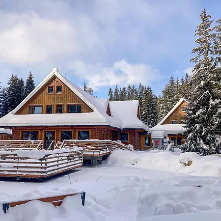 Pri Jazere Podbanské Hotel 3*