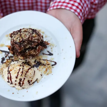 Pri Jazere Podbanské Hotel