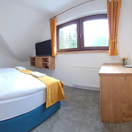 Pri Jazere Podbanské Hotel