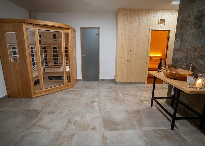 Pri Jazere Podbanské Hotel 3*